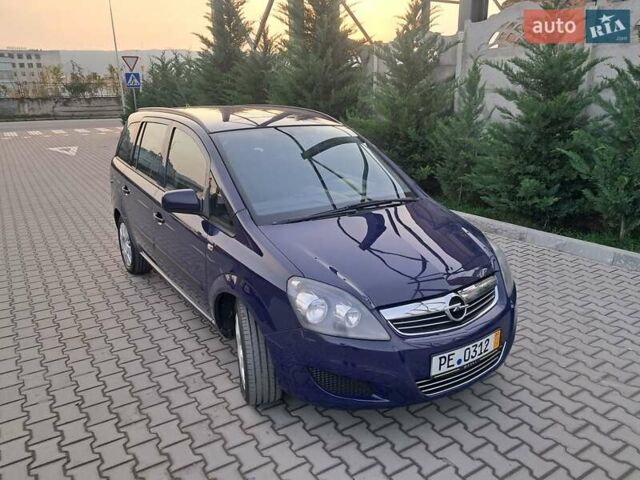 Синий Опель Зафира, объемом двигателя 1.6 л и пробегом 264 тыс. км за 5650 $, фото 74 на Automoto.ua
