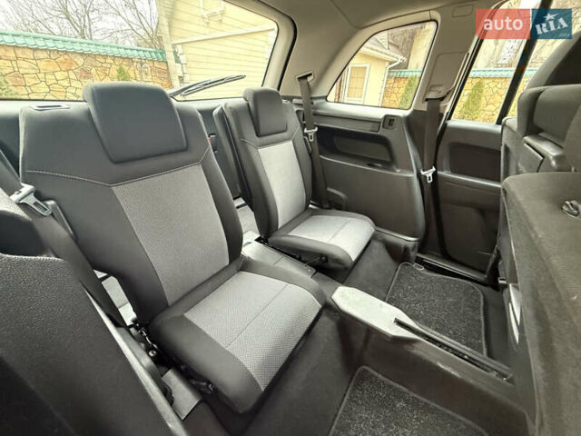 Синий Опель Зафира, объемом двигателя 1.8 л и пробегом 230 тыс. км за 6199 $, фото 20 на Automoto.ua