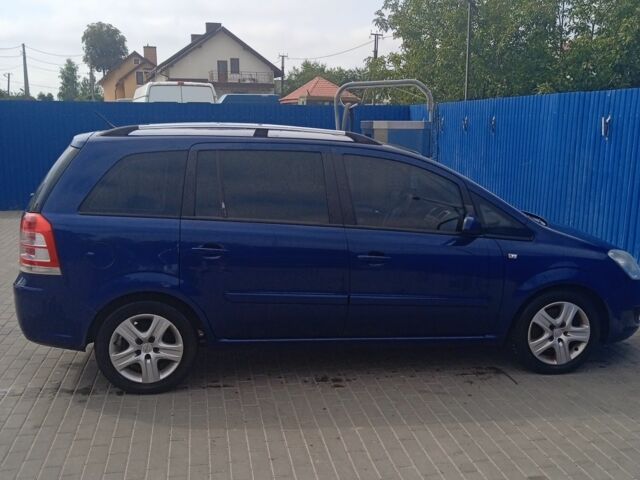 Синій Опель Зафіра, об'ємом двигуна 1.7 л та пробігом 305 тис. км за 5500 $, фото 5 на Automoto.ua