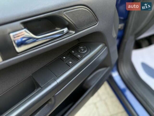 Синий Опель Зафира, объемом двигателя 1.6 л и пробегом 180 тыс. км за 6750 $, фото 52 на Automoto.ua