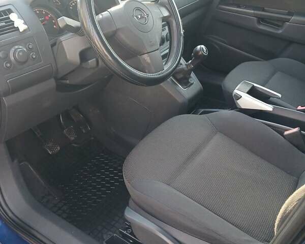 Синий Опель Зафира, объемом двигателя 1.6 л и пробегом 207 тыс. км за 5950 $, фото 5 на Automoto.ua