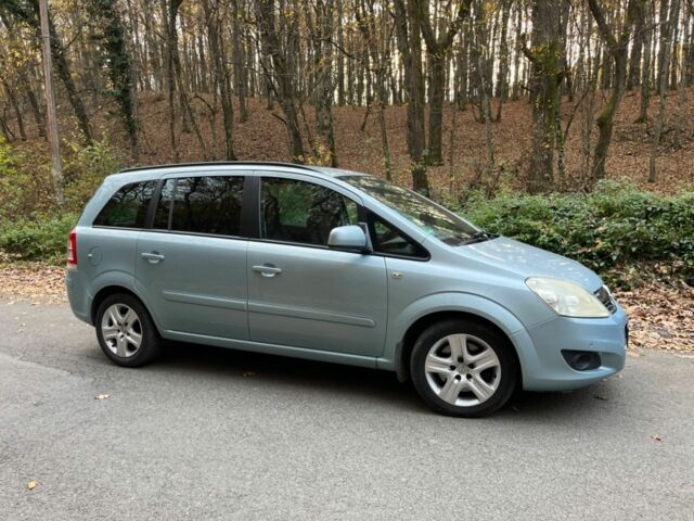 Синій Опель Зафіра, об'ємом двигуна 1.7 л та пробігом 212 тис. км за 7800 $, фото 2 на Automoto.ua