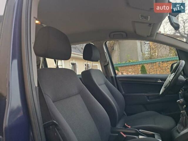 Синий Опель Зафира, объемом двигателя 1.6 л и пробегом 264 тыс. км за 5650 $, фото 46 на Automoto.ua