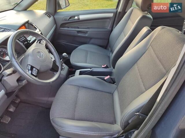 Синий Опель Зафира, объемом двигателя 1.6 л и пробегом 205 тыс. км за 7000 $, фото 27 на Automoto.ua