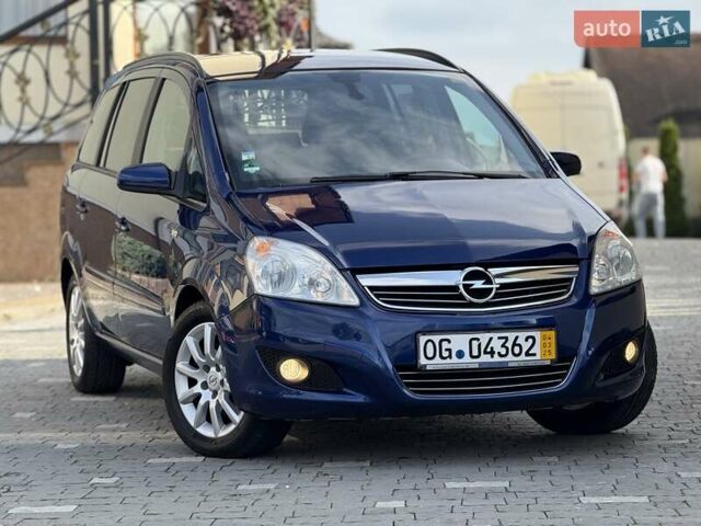 Синий Опель Зафира, объемом двигателя 1.6 л и пробегом 180 тыс. км за 6750 $, фото 2 на Automoto.ua