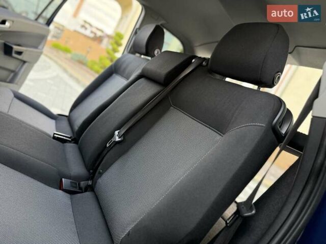 Синий Опель Зафира, объемом двигателя 1.6 л и пробегом 180 тыс. км за 6750 $, фото 56 на Automoto.ua