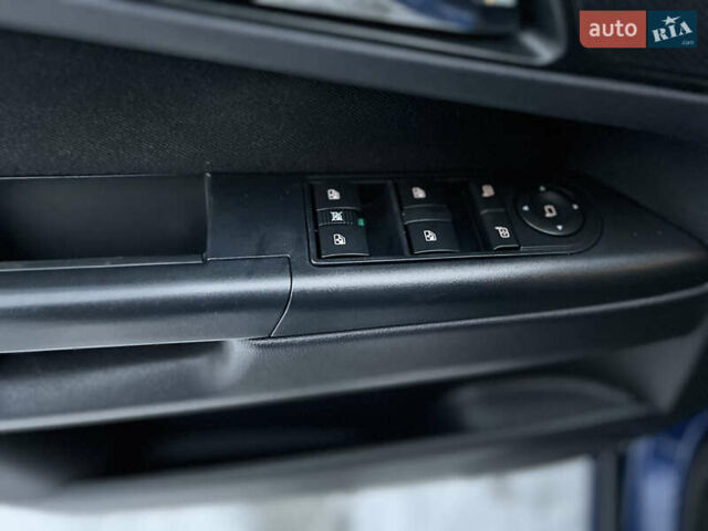 Синій Опель Зафіра, об'ємом двигуна 1.6 л та пробігом 207 тис. км за 4400 $, фото 27 на Automoto.ua