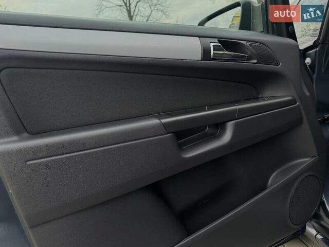 Синий Опель Зафира, объемом двигателя 1.6 л и пробегом 182 тыс. км за 6950 $, фото 35 на Automoto.ua