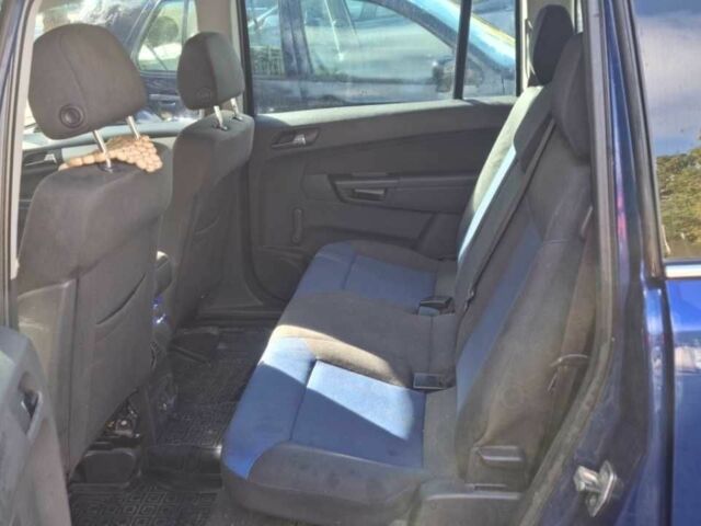 Опель Зафира 2010 в Хмельницком на Automoto.ua Синий Опель Зафира, объемом двигателя 1.8 л и пробегом 225 тыс. км за 6750 $, фото 4 на Automoto.ua