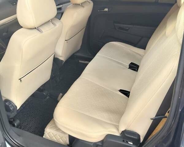 Синий Опель Зафира, объемом двигателя 1.7 л и пробегом 237 тыс. км за 7350 $, фото 9 на Automoto.ua