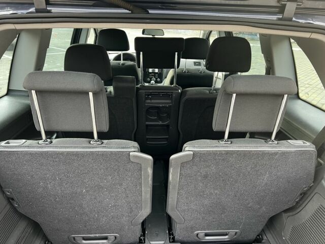 Синій Опель Зафіра, об'ємом двигуна 1.7 л та пробігом 250 тис. км за 8500 $, фото 7 на Automoto.ua