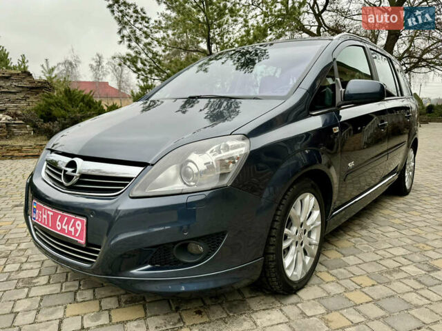 Синий Опель Зафира, объемом двигателя 1.8 л и пробегом 135 тыс. км за 9199 $, фото 67 на Automoto.ua