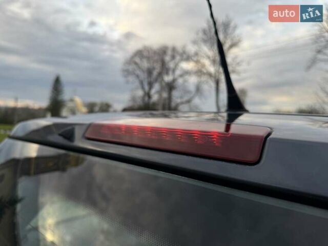 Синий Опель Зафира, объемом двигателя 1.6 л и пробегом 182 тыс. км за 6950 $, фото 33 на Automoto.ua