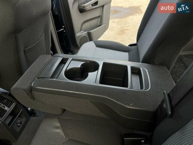 Синий Опель Зафира, объемом двигателя 1.8 л и пробегом 186 тыс. км за 7250 $, фото 40 на Automoto.ua