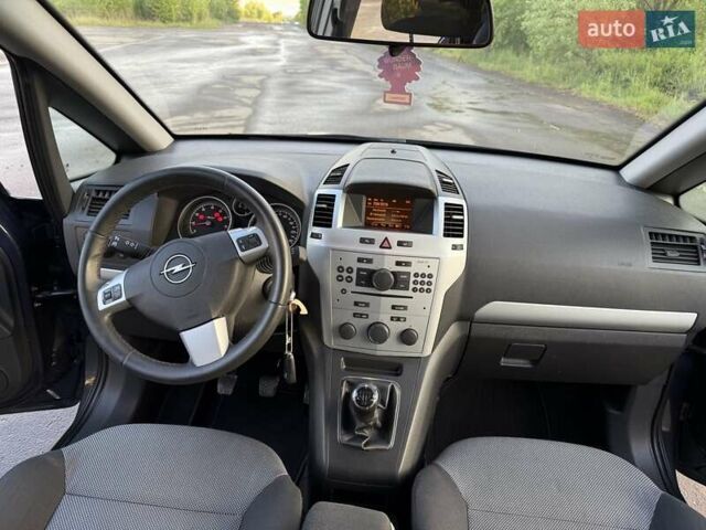 Синий Опель Зафира, объемом двигателя 1.8 л и пробегом 186 тыс. км за 7250 $, фото 54 на Automoto.ua