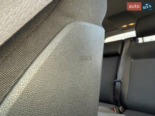 Синий Опель Зафира, объемом двигателя 1.8 л и пробегом 186 тыс. км за 7250 $, фото 53 на Automoto.ua