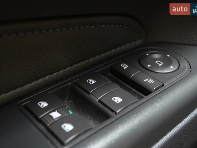 Опель Зафира 2010 в Киеве на Automoto.ua Синий Опель Зафира, объемом двигателя 1.6 л и пробегом 310 тыс. км за 6800 $, фото 25 на Automoto.ua