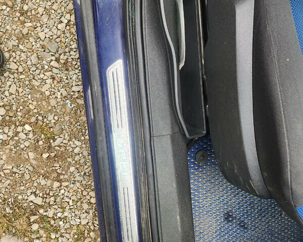 Синий Опель Зафира, объемом двигателя 1.6 л и пробегом 333 тыс. км за 6200 $, фото 19 на Automoto.ua