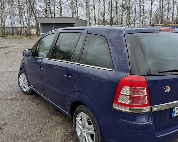 Синий Опель Зафира, объемом двигателя 1.7 л и пробегом 280 тыс. км за 6716 $, фото 4 на Automoto.ua