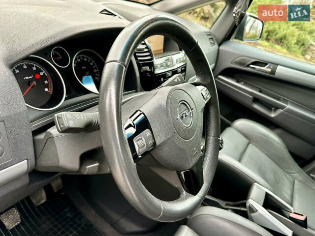 Синий Опель Зафира, объемом двигателя 1.8 л и пробегом 135 тыс. км за 9199 $, фото 35 на Automoto.ua