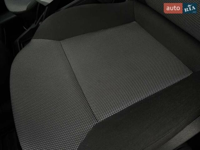 Синий Опель Зафира, объемом двигателя 1.6 л и пробегом 182 тыс. км за 6950 $, фото 39 на Automoto.ua