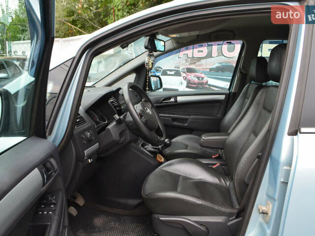 Опель Зафира 2010 в Киеве на Automoto.ua Синий Опель Зафира, объемом двигателя 1.6 л и пробегом 310 тыс. км за 6800 $, фото 11 на Automoto.ua