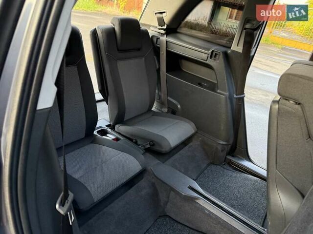 Синий Опель Зафира, объемом двигателя 1.8 л и пробегом 186 тыс. км за 7250 $, фото 41 на Automoto.ua