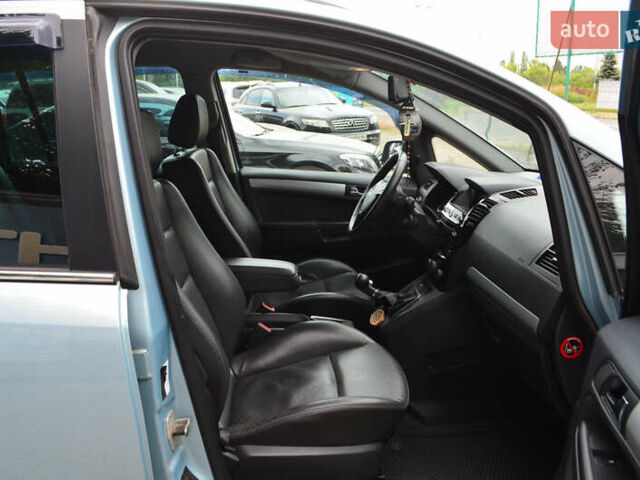 Опель Зафира 2010 в Киеве на Automoto.ua Синий Опель Зафира, объемом двигателя 1.6 л и пробегом 310 тыс. км за 6800 $, фото 15 на Automoto.ua