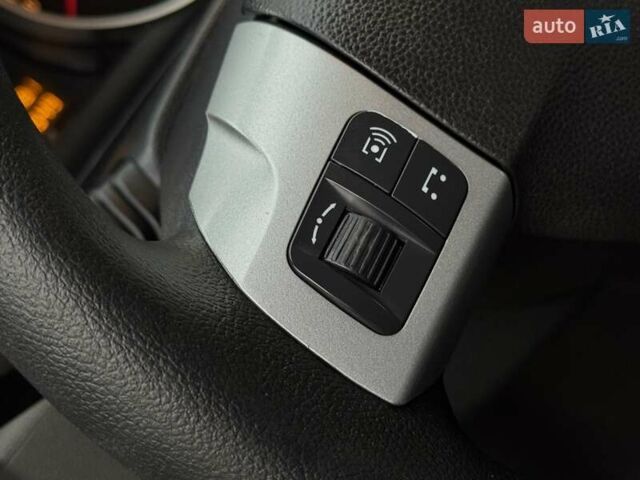 Синий Опель Зафира, объемом двигателя 1.6 л и пробегом 182 тыс. км за 6950 $, фото 44 на Automoto.ua