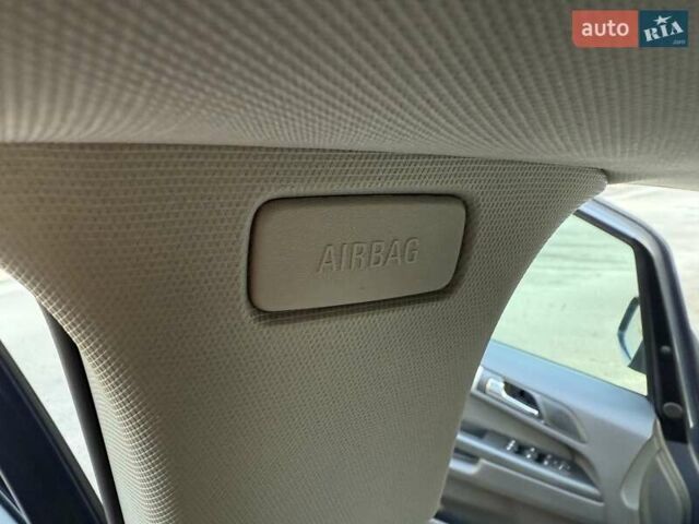 Синий Опель Зафира, объемом двигателя 1.8 л и пробегом 186 тыс. км за 7250 $, фото 30 на Automoto.ua