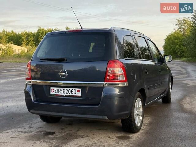 Синий Опель Зафира, объемом двигателя 1.8 л и пробегом 186 тыс. км за 7250 $, фото 8 на Automoto.ua