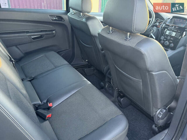 Синий Опель Зафира, объемом двигателя 1.8 л и пробегом 250 тыс. км за 6750 $, фото 7 на Automoto.ua