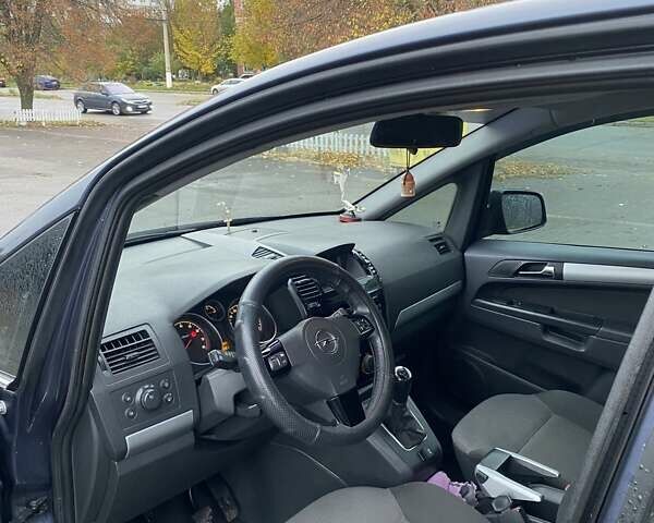 Синий Опель Зафира, объемом двигателя 1.8 л и пробегом 230 тыс. км за 6700 $, фото 7 на Automoto.ua