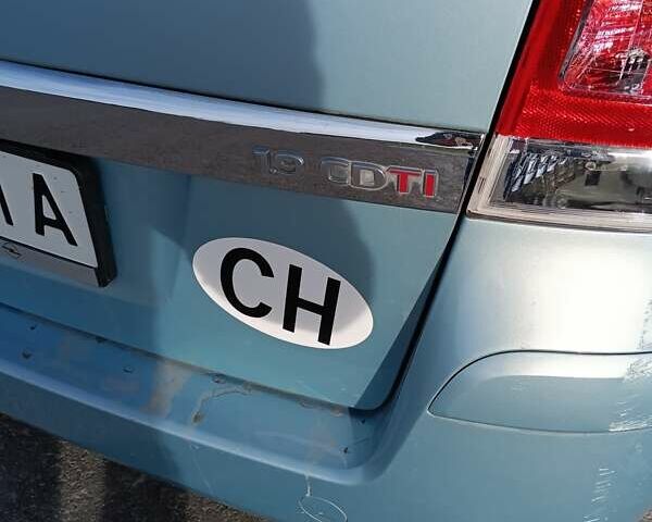 Синий Опель Зафира, объемом двигателя 1.9 л и пробегом 250 тыс. км за 7000 $, фото 8 на Automoto.ua