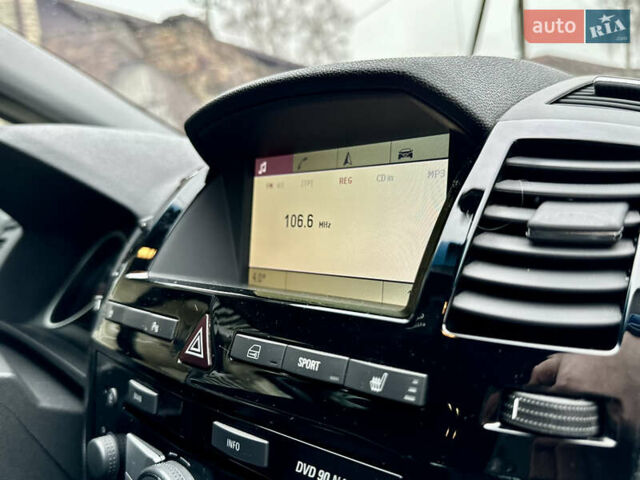 Синий Опель Зафира, объемом двигателя 1.8 л и пробегом 135 тыс. км за 9199 $, фото 55 на Automoto.ua