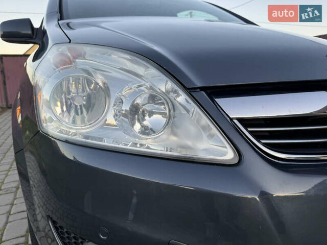 Синий Опель Зафира, объемом двигателя 1.8 л и пробегом 250 тыс. км за 6750 $, фото 11 на Automoto.ua