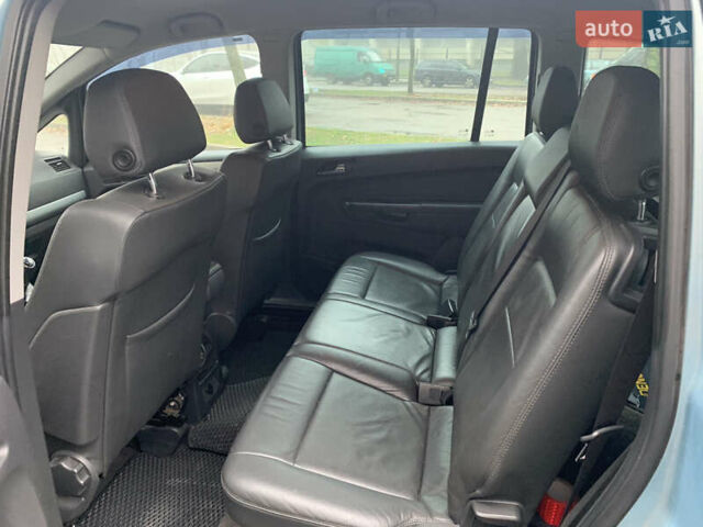 Синий Опель Зафира, объемом двигателя 1.6 л и пробегом 310 тыс. км за 6500 $, фото 8 на Automoto.ua