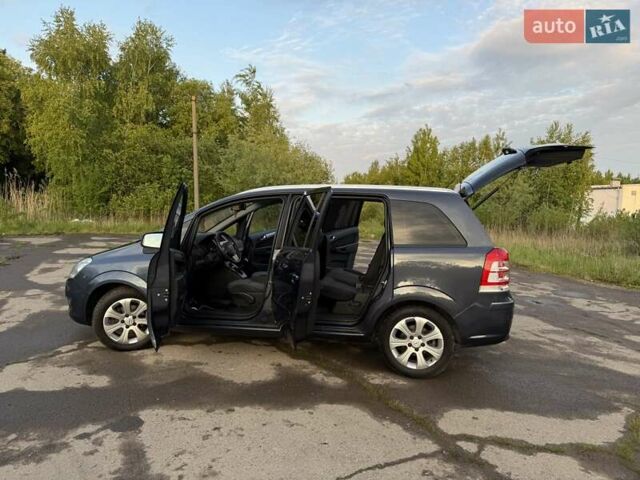 Синий Опель Зафира, объемом двигателя 1.8 л и пробегом 186 тыс. км за 7250 $, фото 43 на Automoto.ua