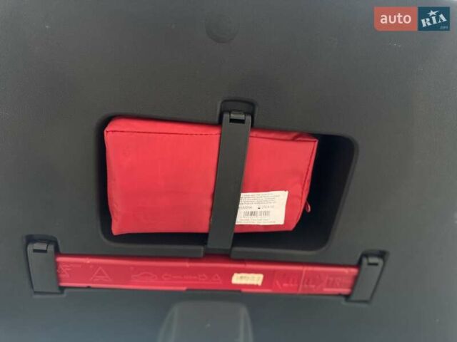 Синий Опель Зафира, объемом двигателя 1.6 л и пробегом 182 тыс. км за 6950 $, фото 82 на Automoto.ua