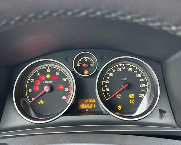 Синий Опель Зафира, объемом двигателя 1.8 л и пробегом 190 тыс. км за 7650 $, фото 48 на Automoto.ua