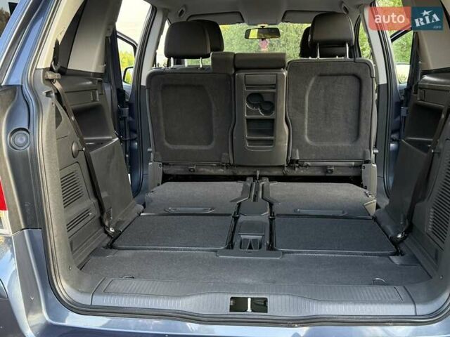 Синий Опель Зафира, объемом двигателя 1.8 л и пробегом 186 тыс. км за 7250 $, фото 39 на Automoto.ua