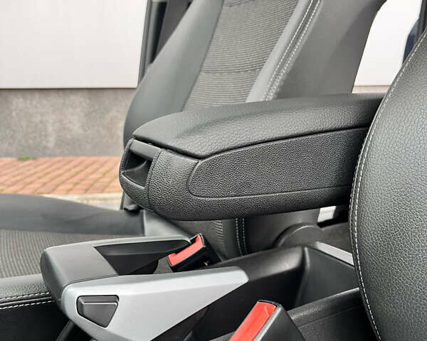 Синий Опель Зафира, объемом двигателя 1.8 л и пробегом 190 тыс. км за 7650 $, фото 35 на Automoto.ua