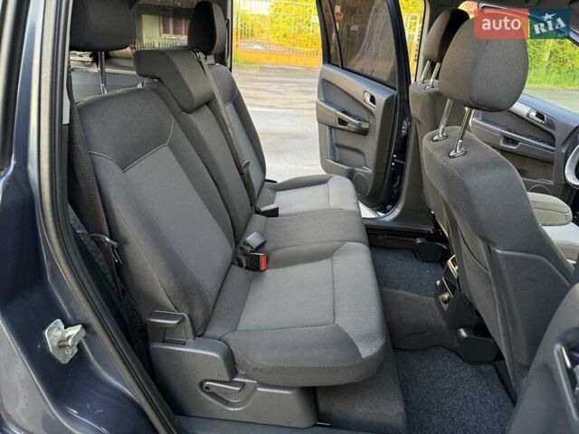 Синий Опель Зафира, объемом двигателя 1.8 л и пробегом 186 тыс. км за 7250 $, фото 23 на Automoto.ua