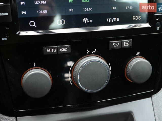 Опель Зафира 2010 в Киеве на Automoto.ua Синий Опель Зафира, объемом двигателя 1.6 л и пробегом 310 тыс. км за 6800 $, фото 21 на Automoto.ua