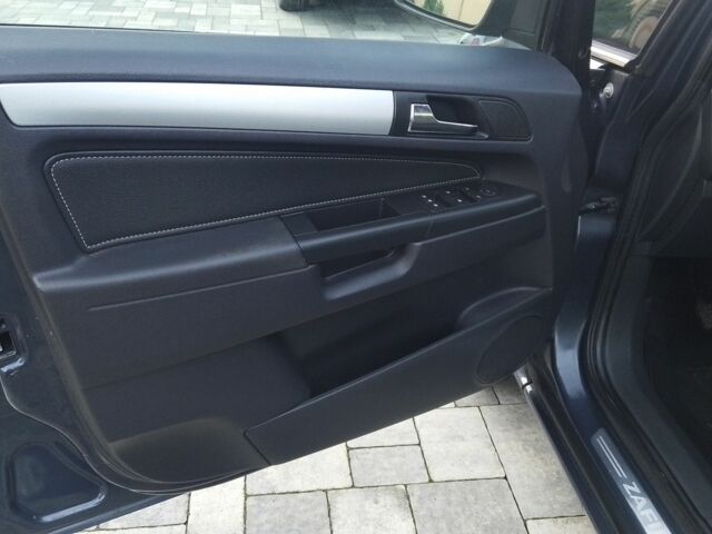 Синий Опель Зафира, объемом двигателя 1.8 л и пробегом 255 тыс. км за 6850 $, фото 11 на Automoto.ua