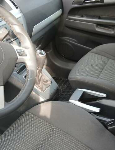 Синий Опель Зафира, объемом двигателя 1.69 л и пробегом 232 тыс. км за 6300 $, фото 7 на Automoto.ua