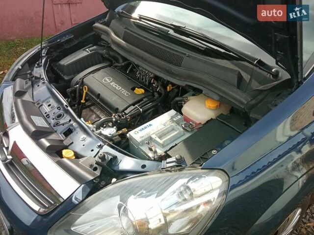 Синій Опель Зафіра, об'ємом двигуна 1.8 л та пробігом 263 тис. км за 7400 $, фото 13 на Automoto.ua