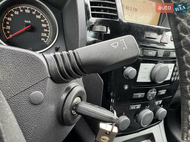 Синій Опель Зафіра, об'ємом двигуна 1.7 л та пробігом 197 тис. км за 7399 $, фото 44 на Automoto.ua