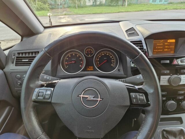 Синій Опель Зафіра, об'ємом двигуна 1.6 л та пробігом 177 тис. км за 7700 $, фото 17 на Automoto.ua