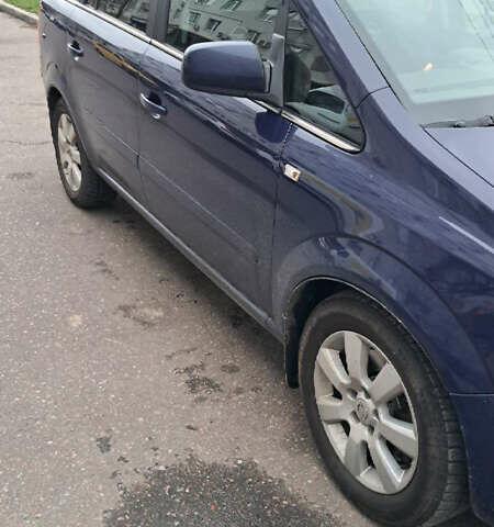 Синий Опель Зафира, объемом двигателя 1.69 л и пробегом 338 тыс. км за 7500 $, фото 1 на Automoto.ua